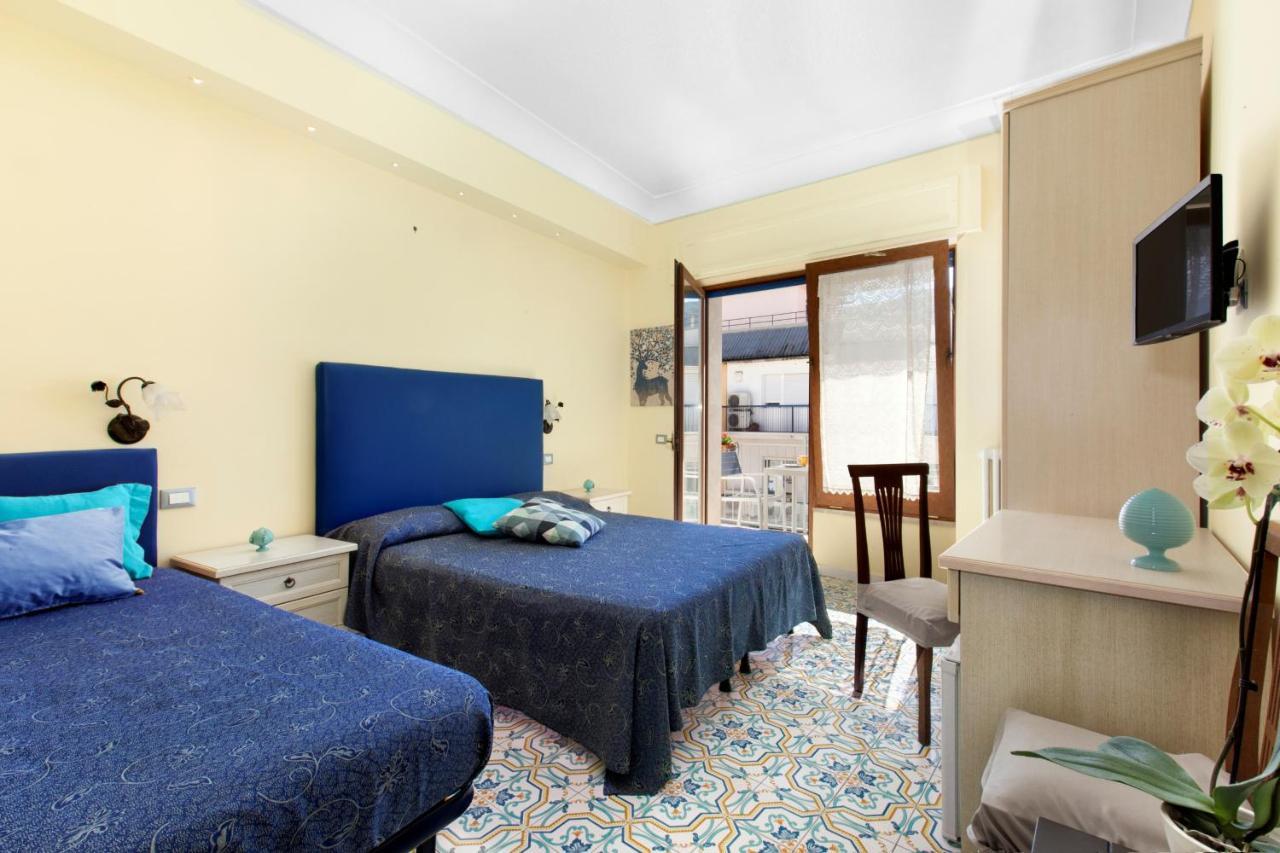 Clio Sorrento Apartment Buitenkant foto