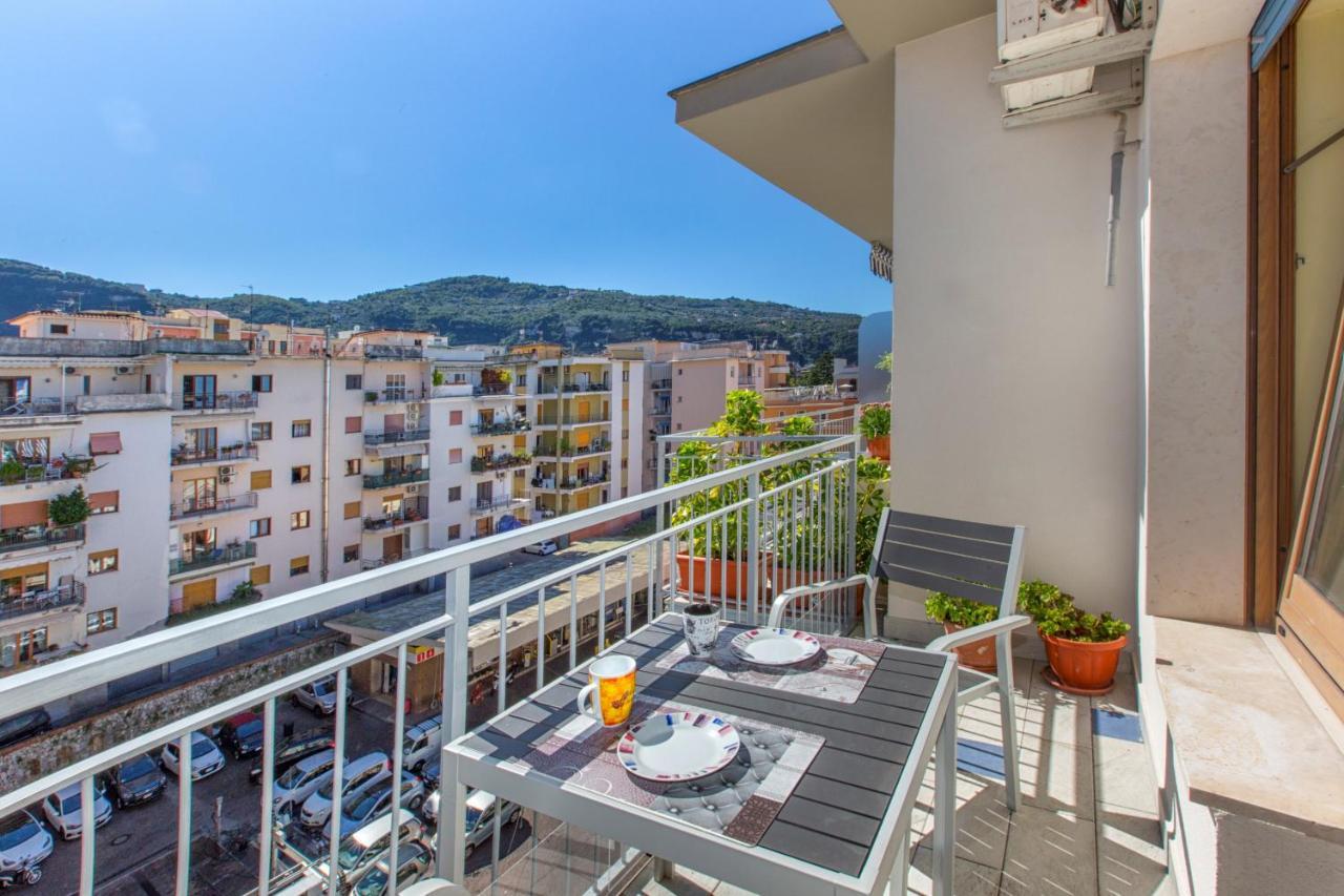 Clio Sorrento Apartment Buitenkant foto